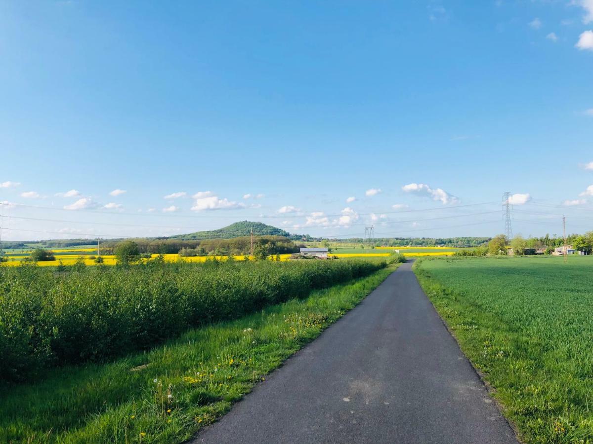 Nibylandia Dom pod Lasem Nowa Wies Grodziska Exteriér fotografie